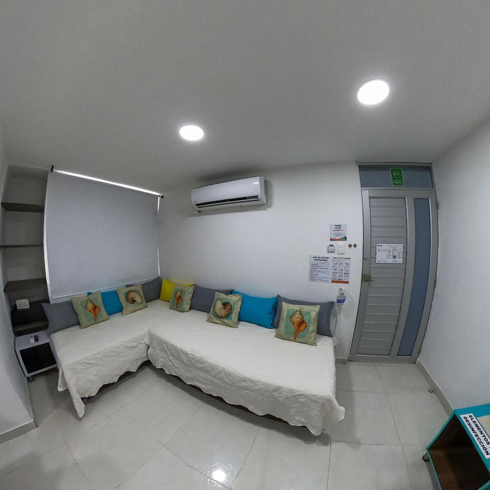 Apartamentos Aury San Andrés Chambre photo